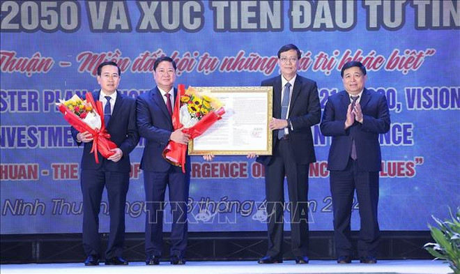 PM directs Ninh Thuan to tap on strengths for sustainable development ảnh 2