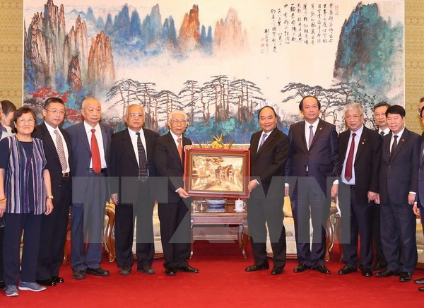 Vietnam appreciates Chinese former experts’ help: PM ảnh 1 Vietnam appreciates Chinese former experts’ help: PM ảnh 1