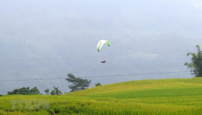 Paragliding takes off in Tuyen Quang for first time ảnh 2