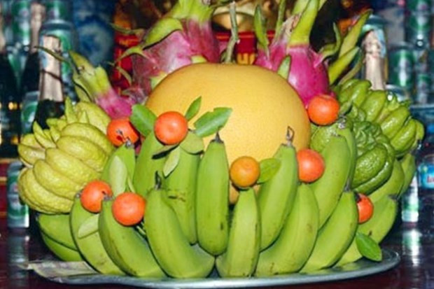 Fruit tray symbolises Vietnam's culture on Tet ảnh 1