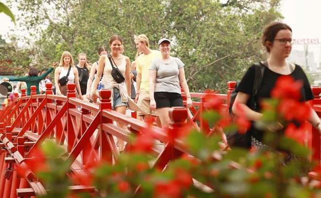 Favourable visa policy urged to draw tourists ảnh 1 Favourable visa policy urged to draw tourists ảnh 1