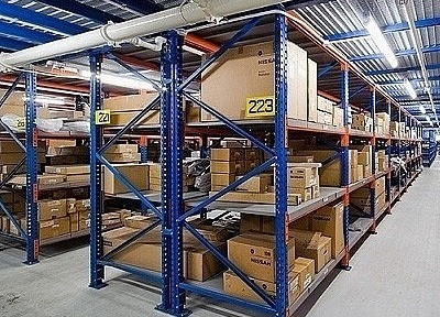 Vietnam asks businesses to keep close watch on US investigation into boltless steel shelving imports ảnh 1