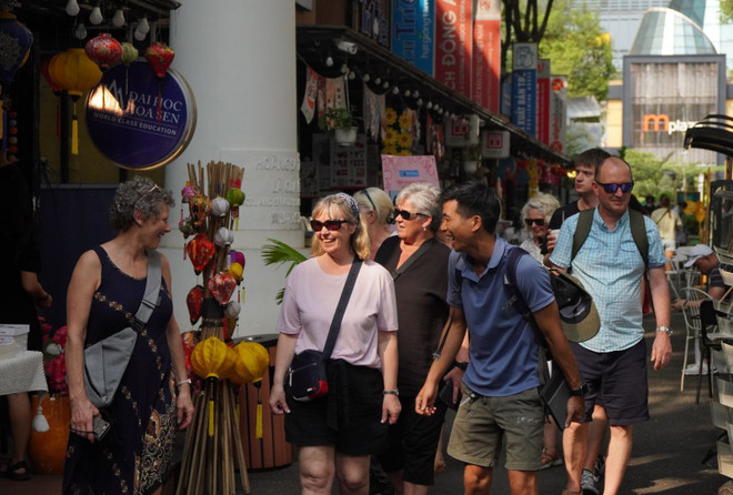 Favourable visa policy urged to draw tourists ảnh 2 Favourable visa policy urged to draw tourists ảnh 2