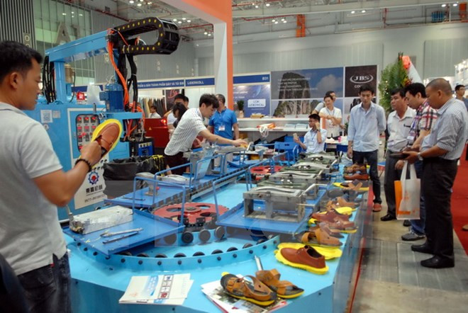 Experts: Vietnam footwear firms need to step forward ảnh 1 Experts: Vietnam footwear firms need to step forward ảnh 1