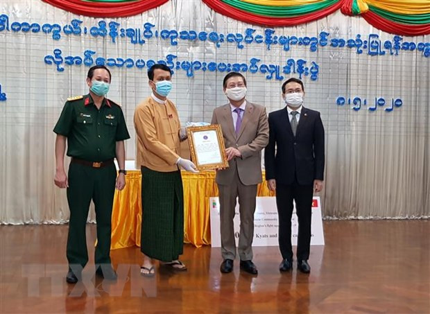 Vietnamese supports Myanmar region in COVID-19 battle ảnh 1