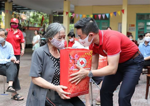 Humanitarian month kicks off ảnh 1