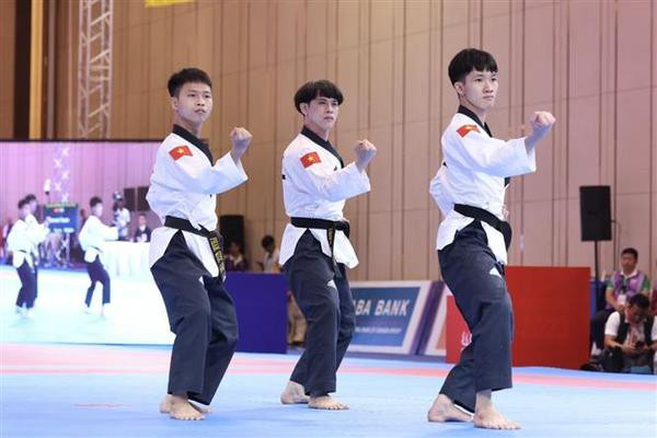 Vietnam leaves deep impressions at SEA Games 32 ảnh 4