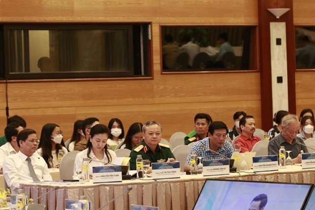 Seminar discusses orientations for rapid and sustainable national development ảnh 1 Seminar discusses orientations for rapid and sustainable national development ảnh 1