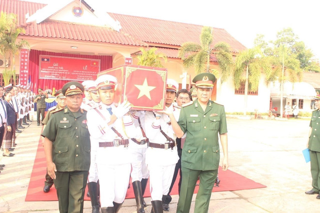 More remains of Vietnamese martyrs repatriated from Laos ảnh 1