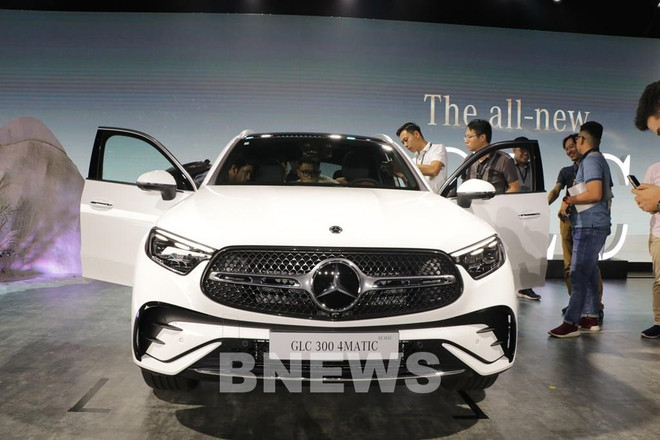 Mercedes-Benz Vietnam to introduce all-electric cars in Vietnam ảnh 1