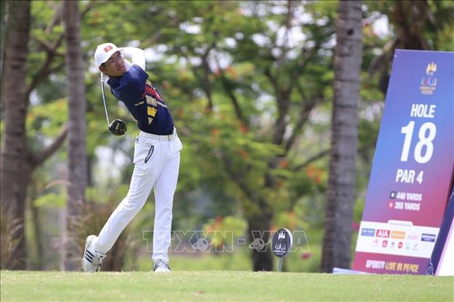Vietnam brings home historic gold medal in golf ảnh 1