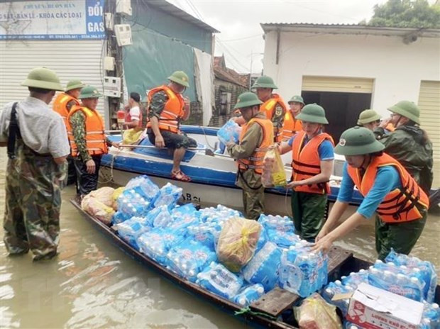 Vietnam Red Cross sends aid to flood victims in Nghe An, Ha Tinh ảnh 1 Vietnam Red Cross sends aid to flood victims in Nghe An, Ha Tinh ảnh 1