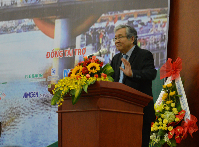 Oncologists share experience in cancer diagnosis, treatment ảnh 1 Oncologists share experience in cancer diagnosis, treatment ảnh 1