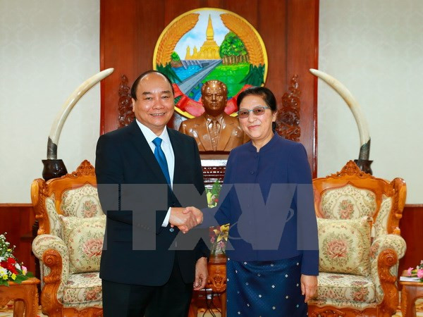 Lao leaders hail visit of Prime Minister Nguyen Xuan Phuc ảnh 1 Lao leaders hail visit of Prime Minister Nguyen Xuan Phuc ảnh 1
