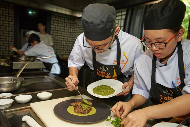 Hanoi students win Taste of Australia culinary competition ảnh 1 Hanoi students win Taste of Australia culinary competition ảnh 1
