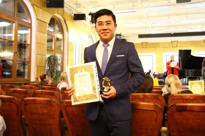  Vietnamese music teacher wins first prizes at int’l competitions ảnh 1