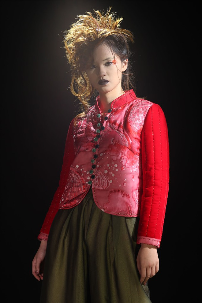 Designer brings lacquer art to ao dai ảnh 1 Designer brings lacquer art to ao dai ảnh 1