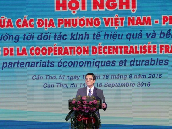 Conference boosts partnership among Vietnamese, French localities ảnh 1 Conference boosts partnership among Vietnamese, French localities ảnh 1