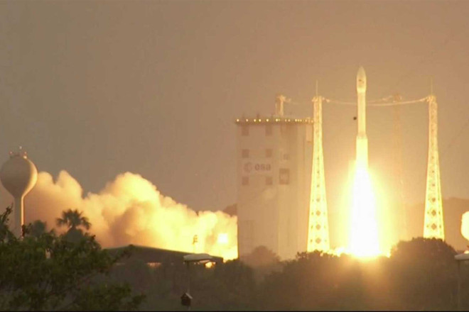 Thailand launches first security satellite into space ảnh 1
