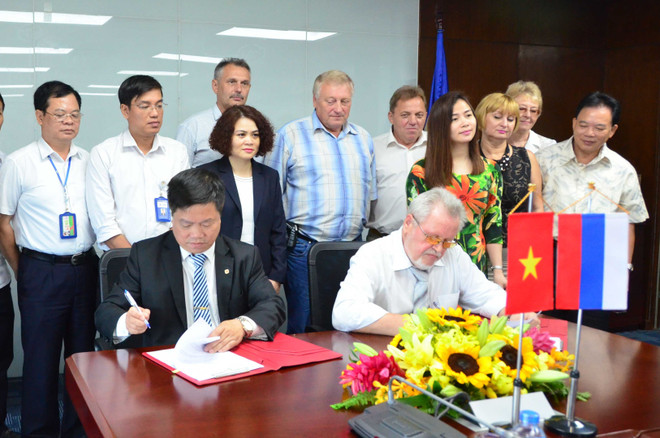 Vietnamese, Russian electricity trade unions forge cooperation ảnh 1