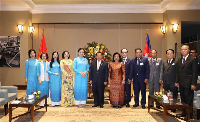 Cambodian Senate leader pledges support for cooperation between friendship associations ảnh 2 Cambodian Senate leader pledges support for cooperation between friendship associations ảnh 2