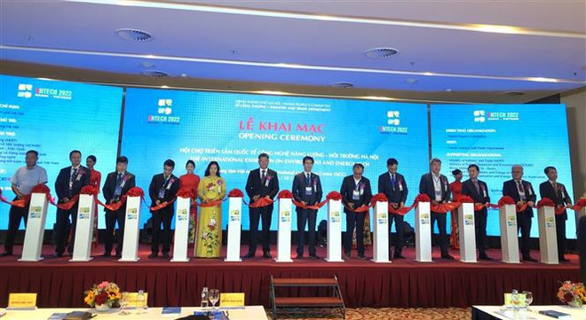 Energy, environment technology exhibition opens in Hanoi ảnh 1 Energy, environment technology exhibition opens in Hanoi ảnh 1