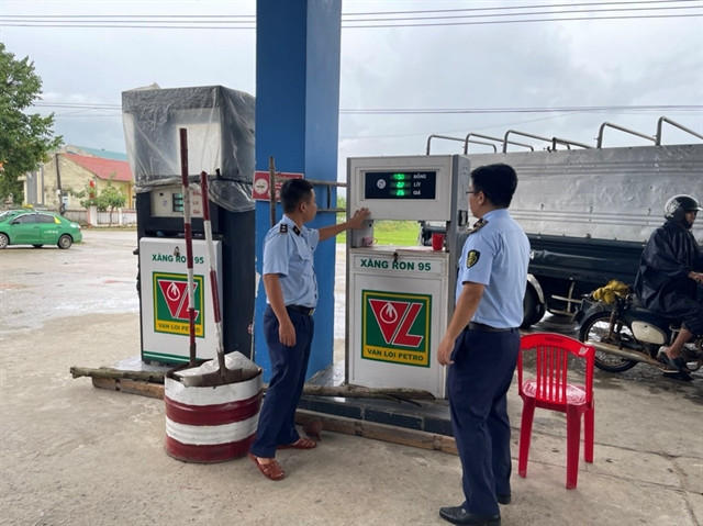 Ministry asks for solutions to help petroleum enterprises ảnh 1 Ministry asks for solutions to help petroleum enterprises ảnh 1