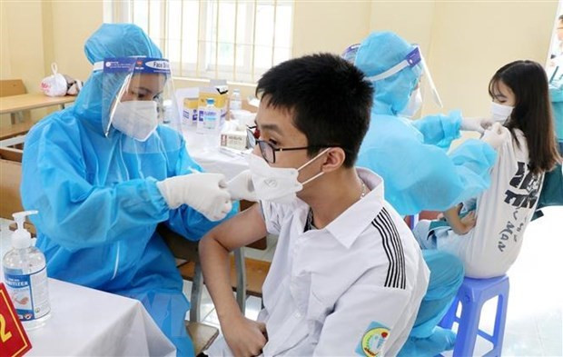 Vietnam records 582 new COVID-19 cases on October 21 ảnh 1
