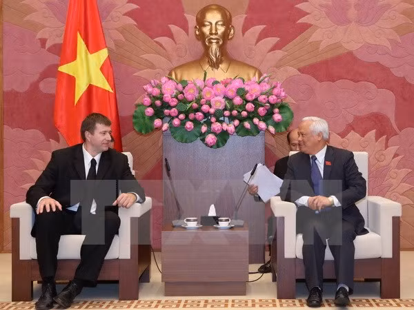 NA Vice Chairman welcomes Russian Justice Minister ảnh 1