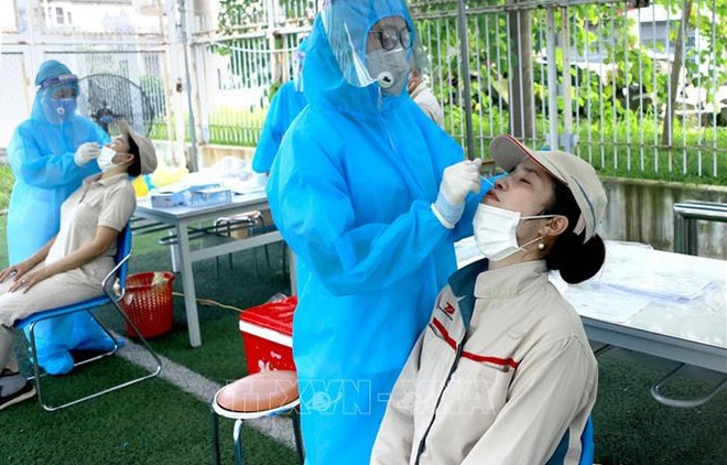 Health Ministry asked to quickly issue self-testing guidelines for firms ảnh 2 Health Ministry asked to quickly issue self-testing guidelines for firms ảnh 2