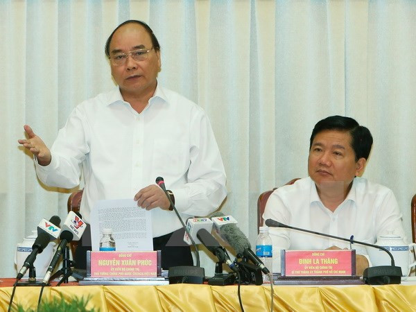 HCM City should gear towards a smart city: PM ảnh 1