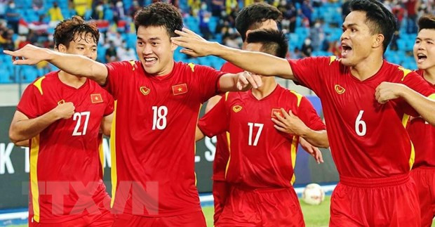 President, PM congratulate U23 football team for winning AFF championship ảnh 2