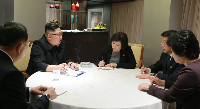 Kim Jong-un works with top DPRK negotiators ảnh 1 Kim Jong-un works with top DPRK negotiators ảnh 1