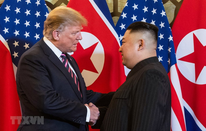 US, DPRK leaders begin second day of summit in Hanoi ảnh 1