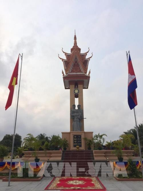 Another Vietnam-Cambodia Friendship Monument inaugurated ảnh 1