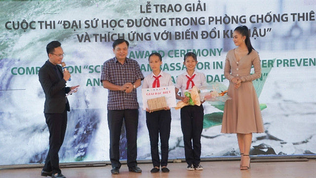Seventh graders win environmental documentary award ảnh 1