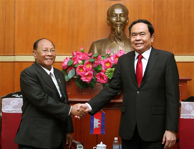 Vietnam – Cambodia friendship, neighbourliness cemented: official ảnh 1