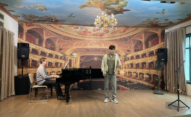 Italian professor’s work translates opera for Vietnamese audience ảnh 4 Italian professor’s work translates opera for Vietnamese audience ảnh 4