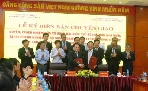 Five agriculture SOEs transferred to “super committee” ảnh 1 Five agriculture SOEs transferred to “super committee” ảnh 1