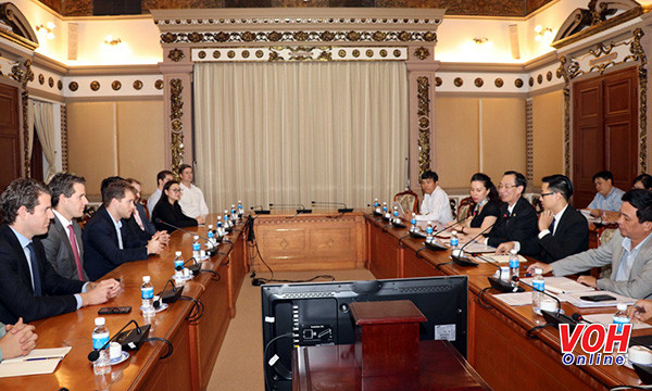 US-based 8VC seeks business opportunities in Ho Chi Minh City ảnh 1