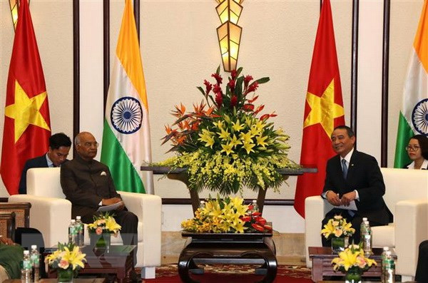 Indian President welcomed in Da Nang ảnh 1