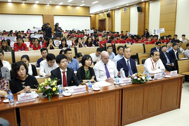 Meeting responds to World Antibiotic Awareness Week ảnh 1 Meeting responds to World Antibiotic Awareness Week ảnh 1