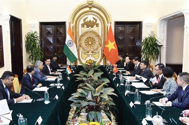 FM Bui Thanh Son receives Indian diplomat ảnh 1 FM Bui Thanh Son receives Indian diplomat ảnh 1