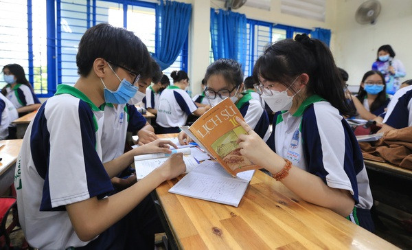 NA's committee proposes making history compulsory subject at senior high schools ảnh 1
