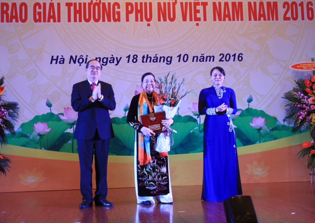 Winners of Vietnam Women Award 2017 announced ảnh 1