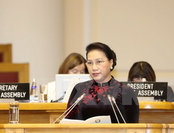 NA Chairwoman begins official visit to Kazakhstan ảnh 1