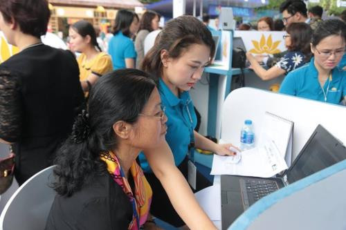 Vietnamese airlines offer promotions at VITM ảnh 1