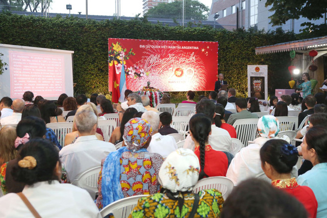 Embassy hosts Tet event for Vietnamese community in Argentina ảnh 1