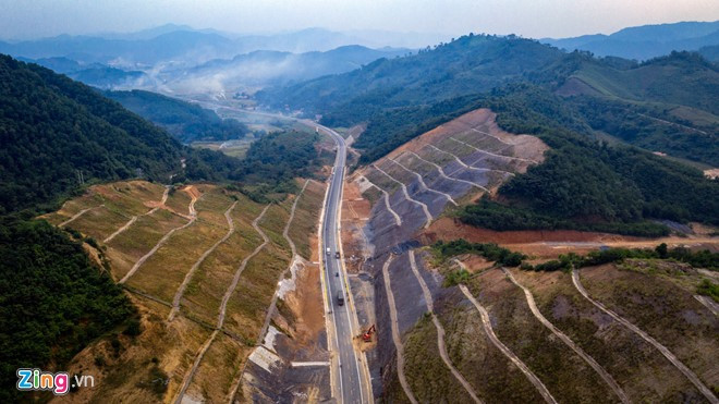 Pre-feasibility study for Hoa Binh-Moc Chau expressway requested ảnh 1