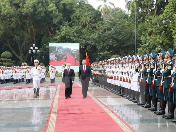Party chief chairs welcome ceremony for Xi Jinping ảnh 1 Party chief chairs welcome ceremony for Xi Jinping ảnh 1